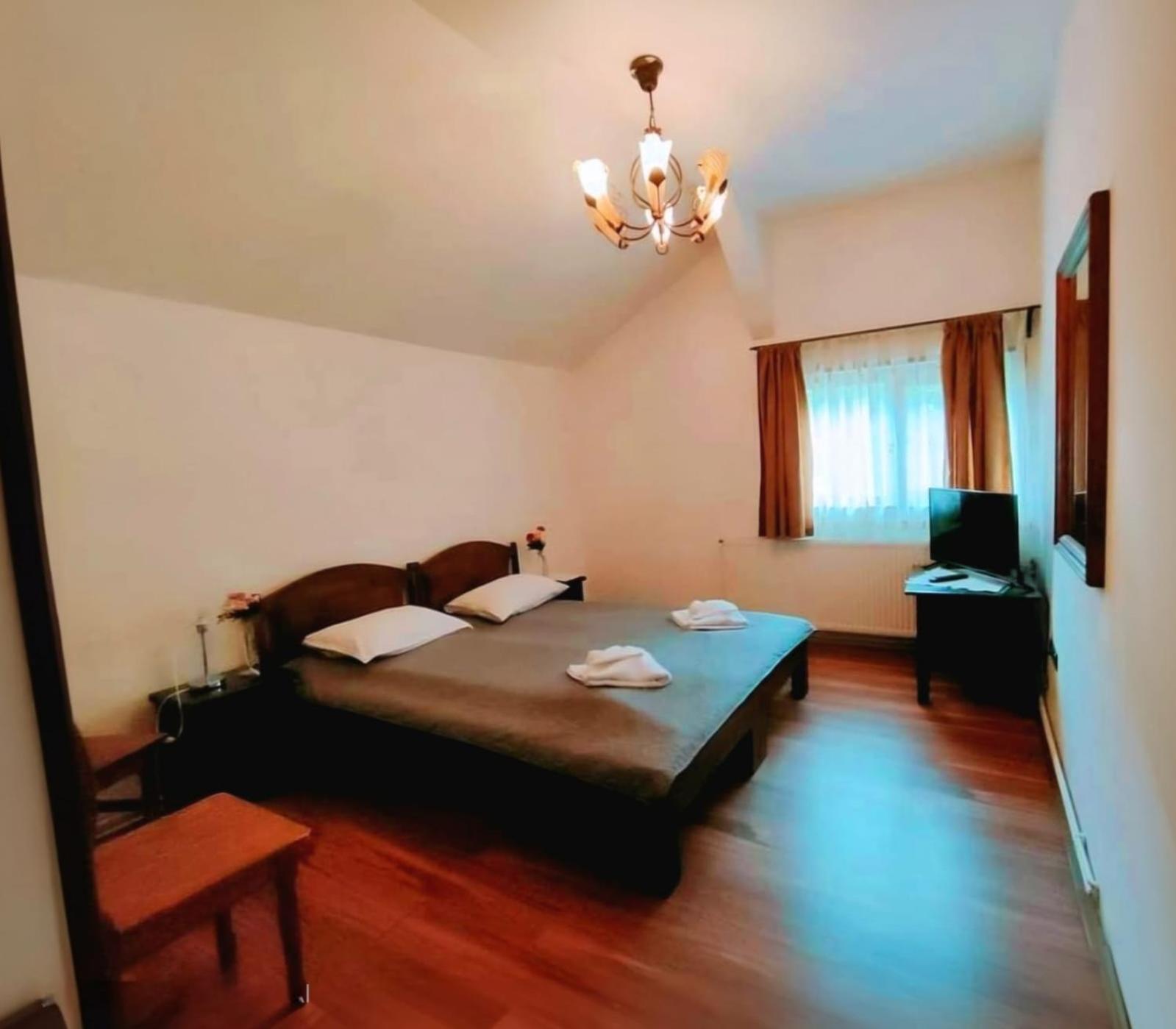 Pensiunea Cerbul - Valea Dobarlaului Extérieur photo